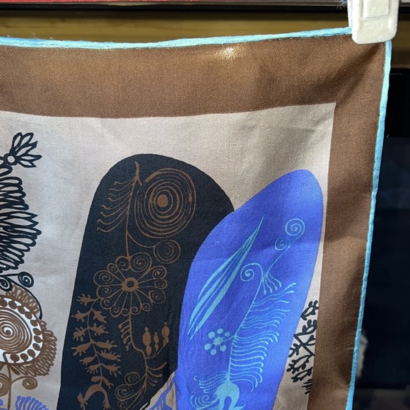 Oblong Sally Gee Silk Scarf Vintage - Picture 3 of 14